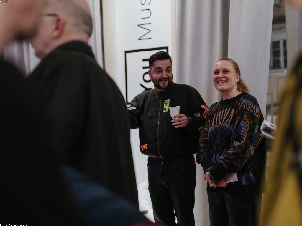 ការយល់ដឹងអំពីវប្បធម៌ល្បែង